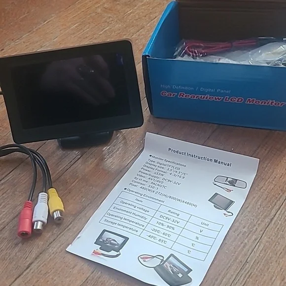 Car Rearview LCD Monitor - Picture 1 of 8